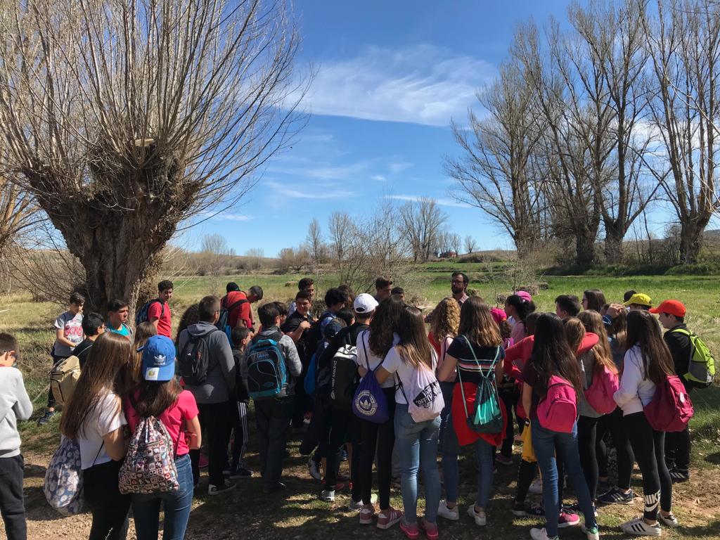 VISITA DEL IES VALLE DEL JILOCA Parque Del Chopo Cabecero Del Alto